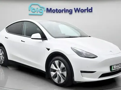 Used Tesla Model Y Long Range AWD 378 kW (514 HP) 2022 White SUV