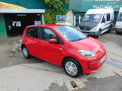 Used VW up! move up! 60 HP (44 kW) 2014 Red Hatchback