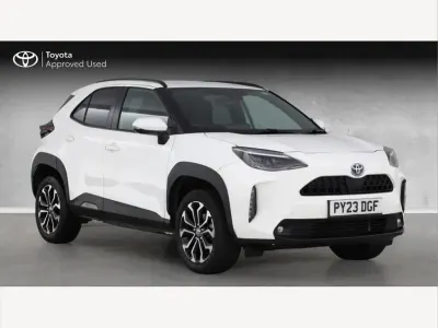 Used Toyota Yaris Cross Design 113 HP (83 kW) 2023 White SUV