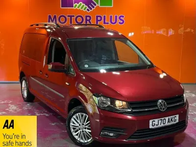 Used VW Caddy Life 102 HP (75 kW) 2020 Red MPV