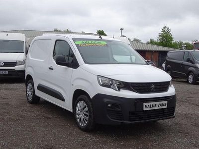 White Used 2021 Peugeot Partner MPV | £7,885 (Fair price)