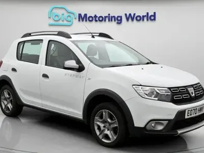 Used Dacia Sandero Comfort 90 HP (66 kW) 2020 White Hatchback
