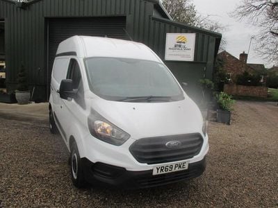 White Used 2019 Ford Transit Custom Van | £8,995 (Good price)