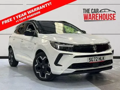 Used Vauxhall Grandland X Elite 130 HP (95 kW) 2022 White SUV