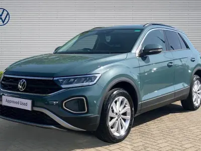 Used VW T-Roc Match 150 HP (110 kW) 2025 Blue SUV