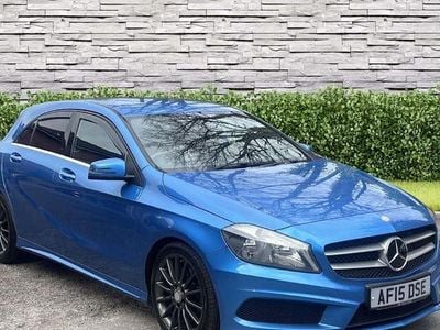 Usado Mercedes A220 AMG 170 HP (125 kW) 2015 Azul Citadino