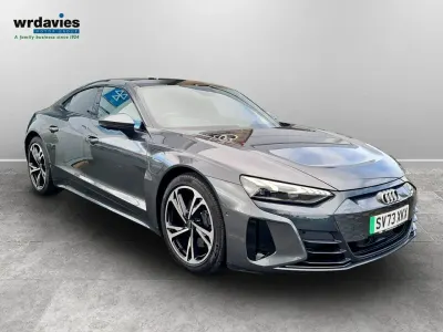 Used Audi e-tron GT quattro Comfort 389 kW (530 HP) 2023 Grey Sedan