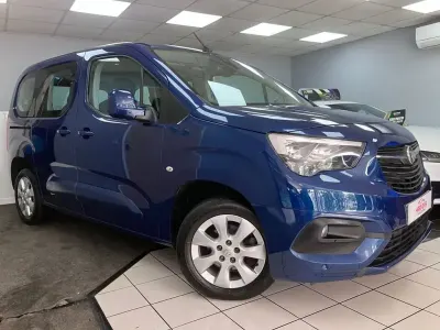 Used Vauxhall Combo S 110 HP (80 kW) 2019 Blue MPV