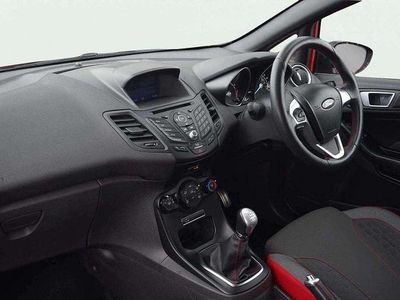 Used Ford Fiesta ST-Line 138 HP (101 kW) 2017 Red Hatchback
