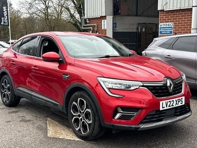 Used Renault Arkana Version S 142 HP (104 kW) 2022 Red  SUV