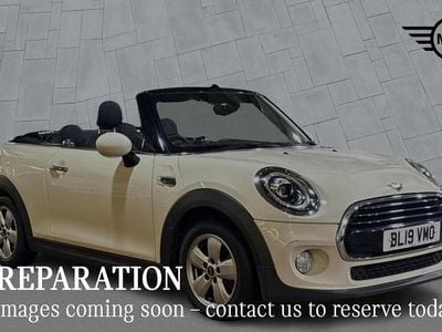 White Used 2019 Mini Cooper Classic Hatchback | £11,490 (Good price)