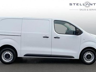 Used Citroën Dispatch 118 HP (86 kW) 2024 White MPV