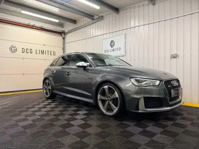Używany Audi RS3 Comfort 367 KM (269 kW) 2015 Szary Sedan/Limuzyna