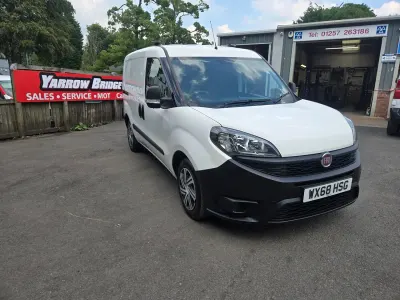 Used Fiat Doblò 95 HP (69 kW) 2018 White MPV