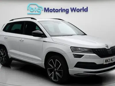 Used Skoda Karoq SportLine 150 HP (110 kW) 2021 White SUV