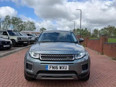 Używany Land Rover Range Rover evoque SE 2016 Szary Kombi