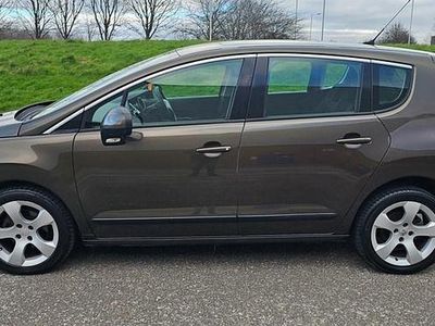 Metallic bronze Used 2011 Peugeot 3008 Sport Hatchback | £2,995 (Expensive)