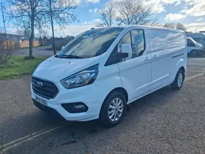 Używany Ford Transit Custom Limited 130 KM (95 kW) 2021 Biały Van