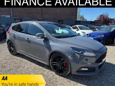 Used Ford Focus ST 250 HP (183 kW) 2017 Grey Hatchback