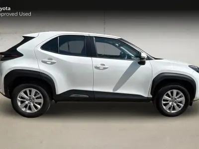 Used Toyota Yaris Cross 2024 White SUV