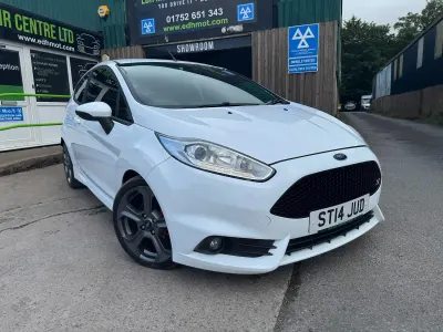 Used Ford Fiesta ST 2014 White Hatchback