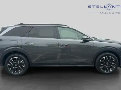 Used Peugeot 5008 Allure 134 HP (98 kW) 2024 Grey SUV