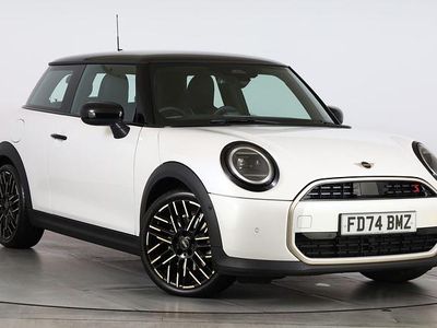 Used Mini Cooper S Hatch 201 HP (147 kW) 2024 White Hatchback