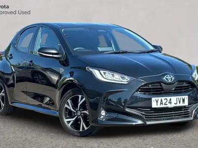 Used Toyota Yaris Design 116 HP (85 kW) 2024 Eclipse black Hatchback