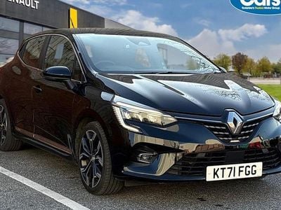 Used Renault Clio V Version S 140 HP (102 kW) 2022 Black  Hatchback