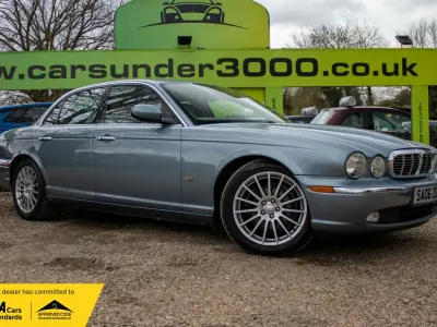 Używany Jaguar XJ6 2006 Niebieski Sedan/Limuzyna