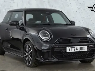 Used Mini Cooper S Hatch 201 HP (147 kW) 2024 Black Hatchback