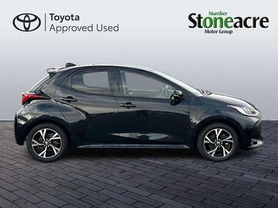Used Toyota Yaris Hybrid Design 116 HP (85 kW) 2024 Black Hatchback