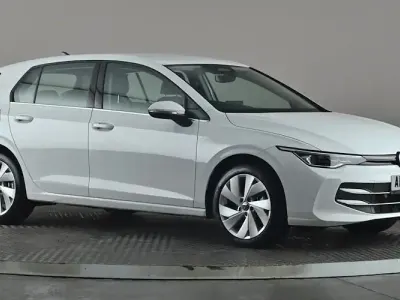 Used VW Golf VIII Style 150 HP (110 kW) 2025 White Hatchback