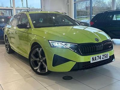 Used Skoda Octavia vRS 261 HP (191 kW) 2024 Hyper green Estate