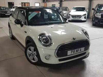 Used Mini Cooper Hatch 2018 White Hatchback