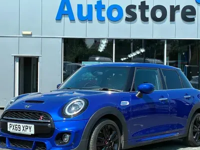Used Mini Cooper S Hatch 192 HP (141 kW) 2019 Blue Hatchback
