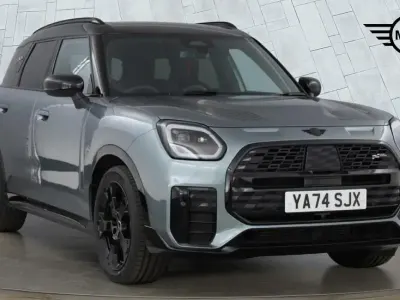 Used Mini Countryman 168 HP (123 kW) 2025 Green SUV
