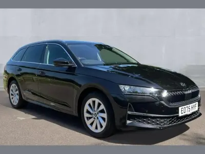 Used Skoda Octavia SE L 147 HP (108 kW) 2025 Black Estate