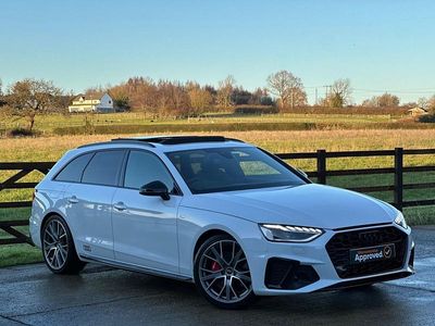 Used Audi A4 Comfort 2021 White Estate