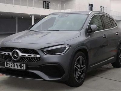 Mercedes GLA220
