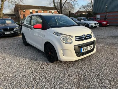 Usado Citroën C1 Furio 68 HP (50 kW) 2017 Branco Citadino
