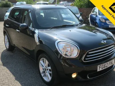 Used Mini Cooper Countryman 122 HP (89 kW) 2012 Black SUV