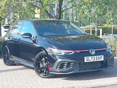 Second-hand VW Golf VIII GTI Clubsport 300 CP (220 kW) 2023 Negru Hatchback