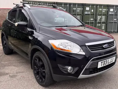 Usado Ford Kuga Titanium 163 CV (119 kW) 2012 Negro SUV