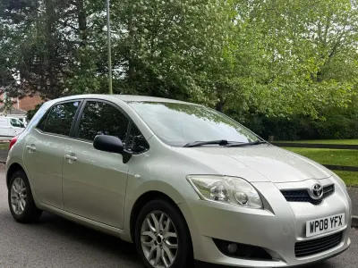 Used Toyota Auris
