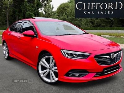 Used Vauxhall Insignia SRi 2017 Red Hatchback