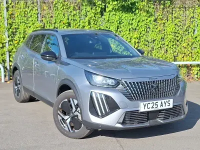 Używany Peugeot 2008 Allure 131 KM (96 kW) 2025 Szary SUV