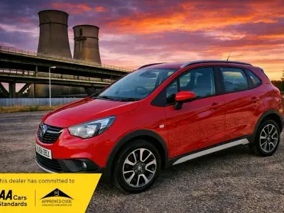 Used Vauxhall Viva Rocks 75 HP (55 kW) 2018 Red Hatchback