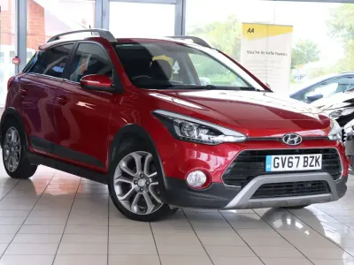 Begagnad Hyundai i20 Active 2017 Röd Halvkombi