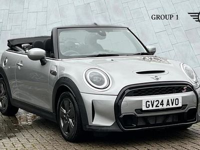 Silver Used 2024 Mini Cooper S Classic Hatchback | £23,995 (Fair price)